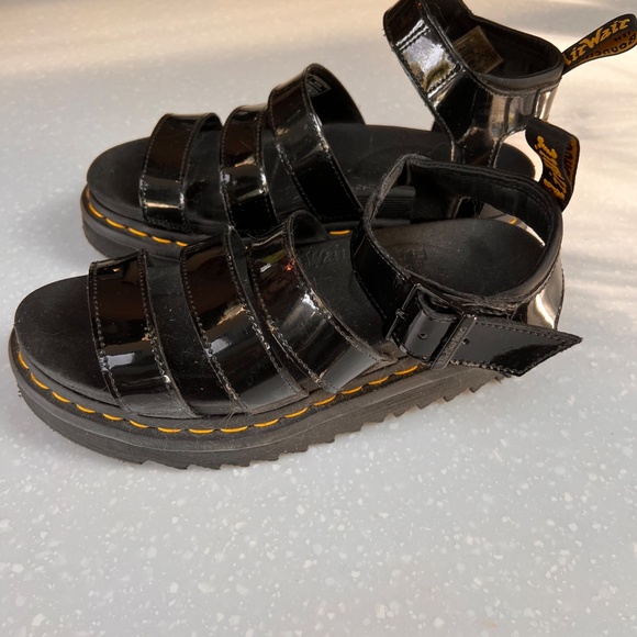 Doc Martin's Womens Black Blaire Patent Leather Strap Platform Sandal size 7 - Picture 3 of 4